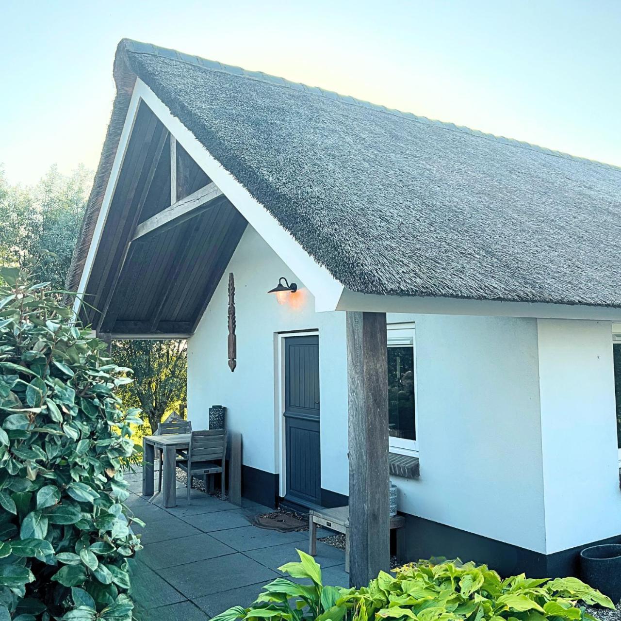 Aan De Hoge Weg Bed & Breakfast Kamperveen Exterior photo